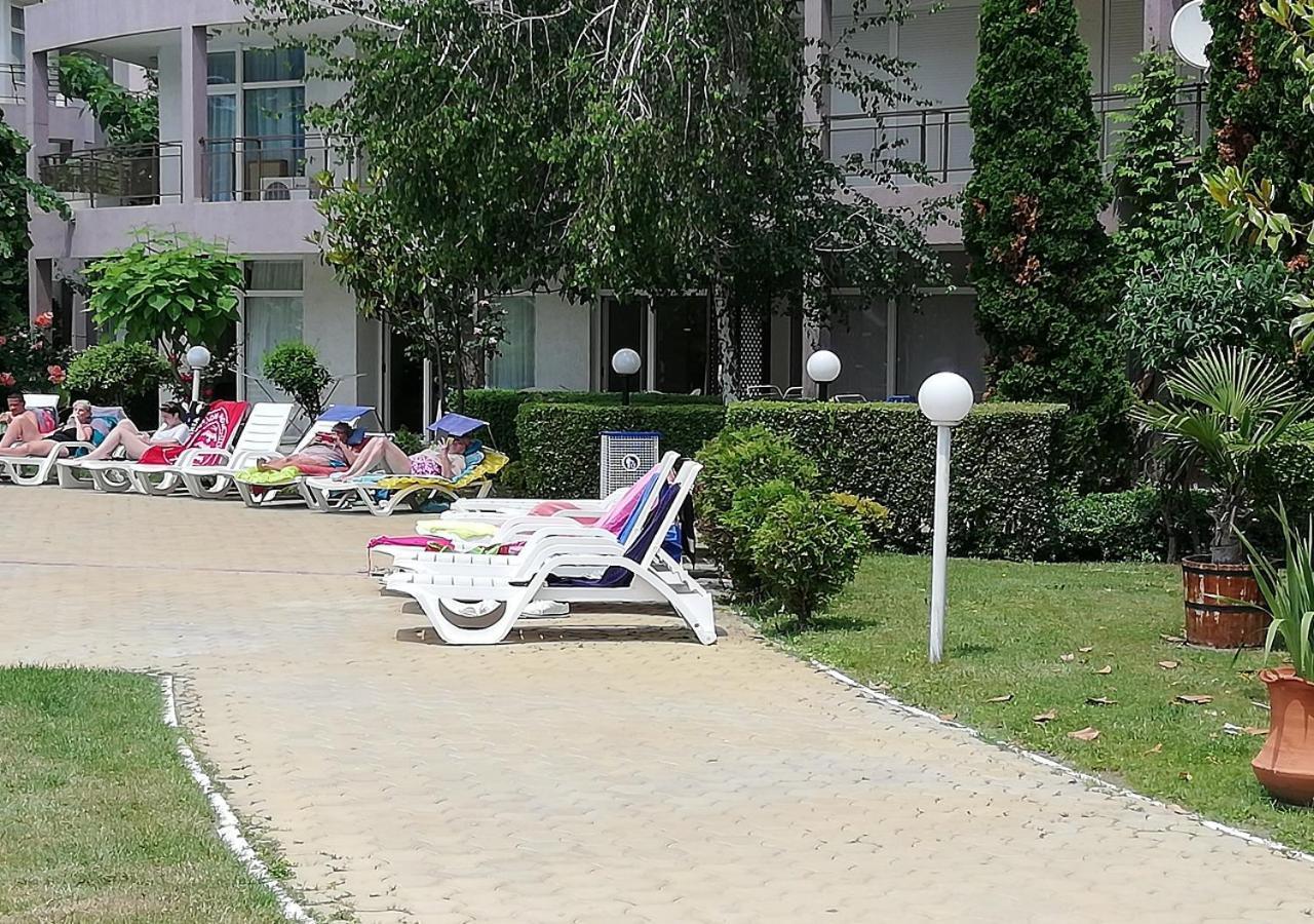 Charis Cozy Family Apart At Sun Village Complex Close To The Beach Sunny Beach Exterior photo